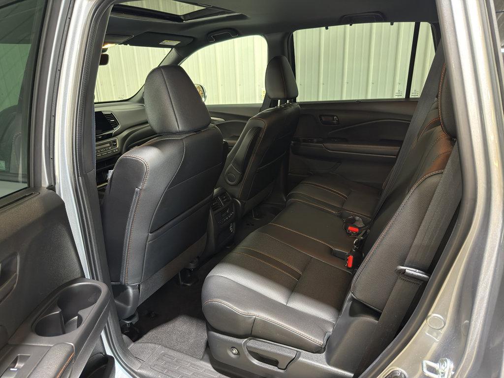 used 2022 Honda Pilot car, priced at $31,750