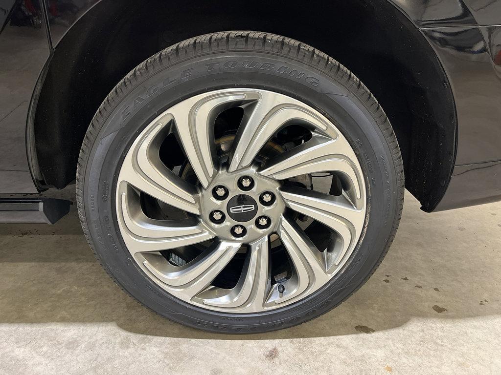 used 2022 Lincoln Navigator car, priced at $52,500