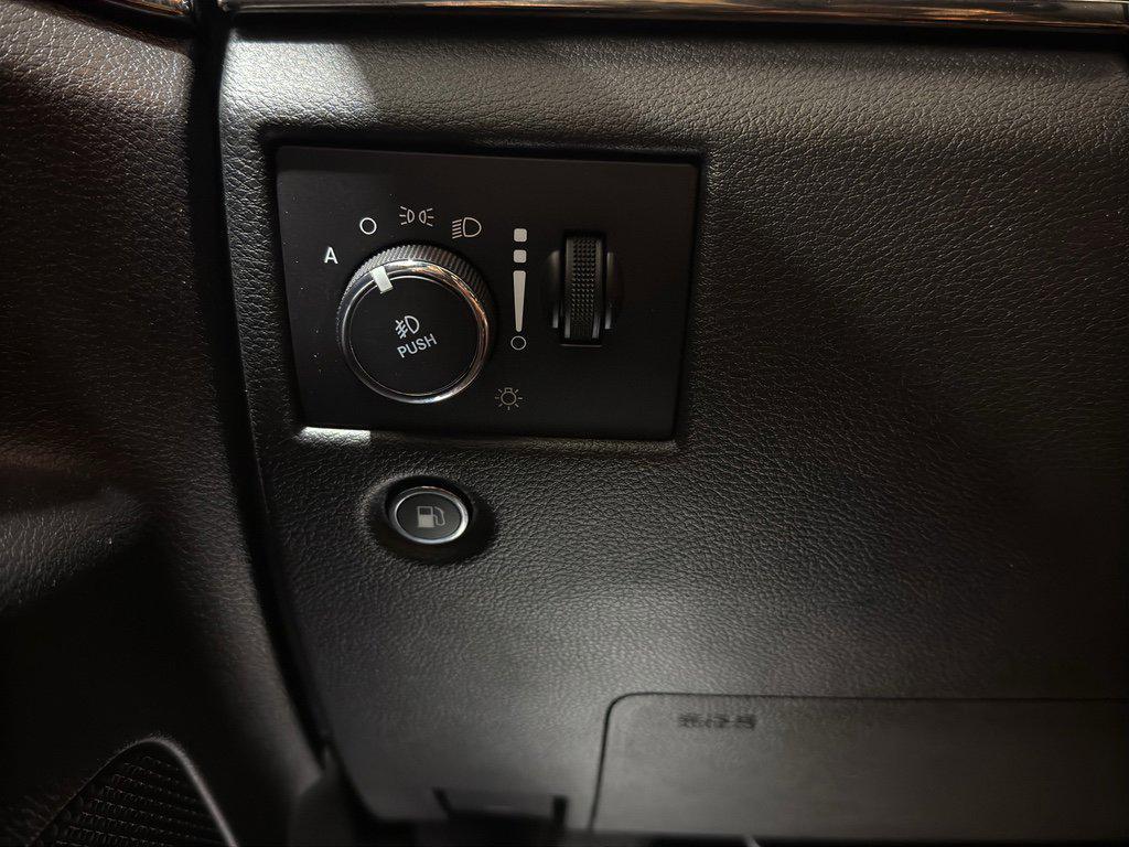 used 2019 Jeep Grand Cherokee car, priced at $20,000