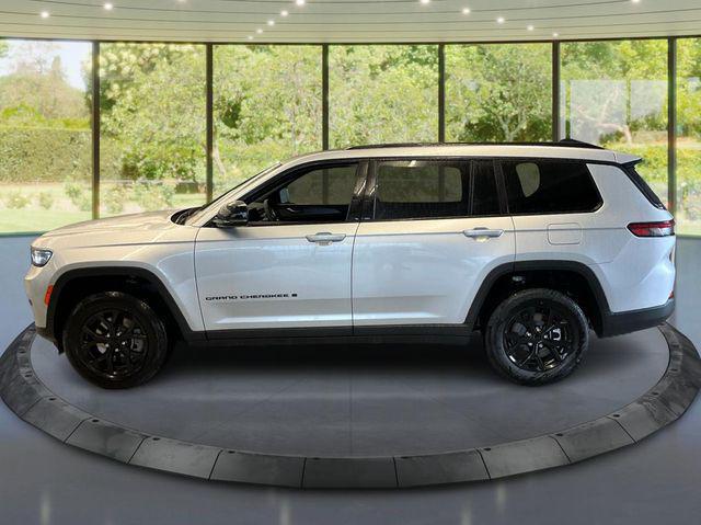 used 2024 Jeep Grand Cherokee L car, priced at $33,999