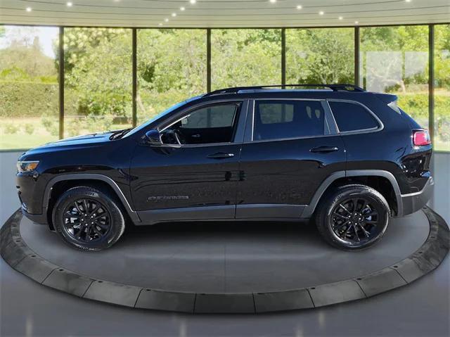 used 2023 Jeep Cherokee car, priced at $20,900