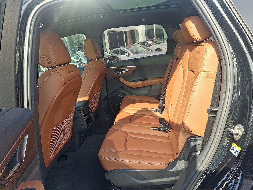 new 2026 Audi Q7 car, priced at $76,645