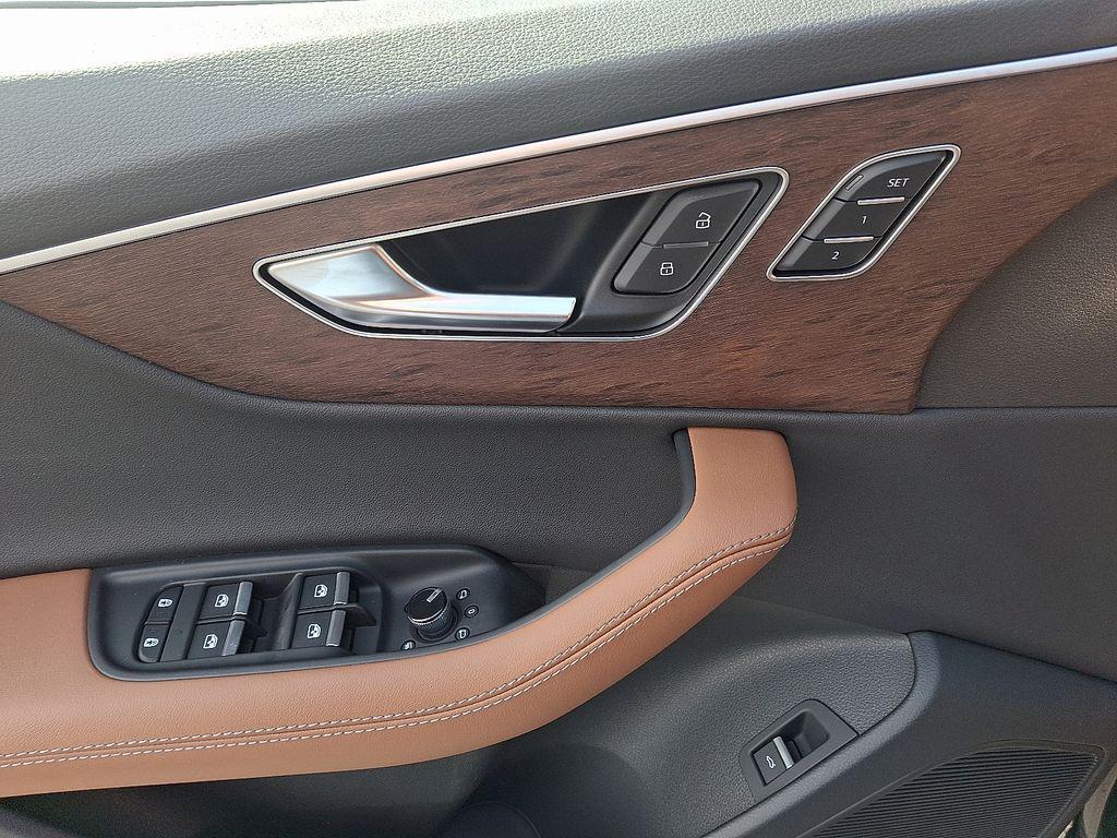 new 2026 Audi Q7 car, priced at $76,645