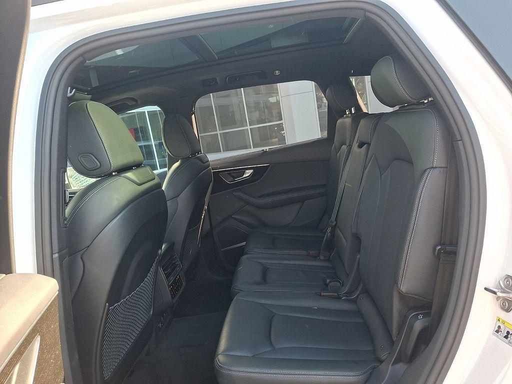 used 2025 Audi Q7 car, priced at $65,850