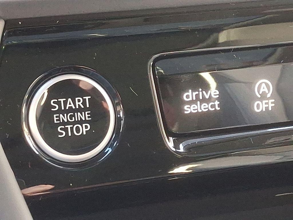 new 2025 Audi Q5 car, priced at $64,990