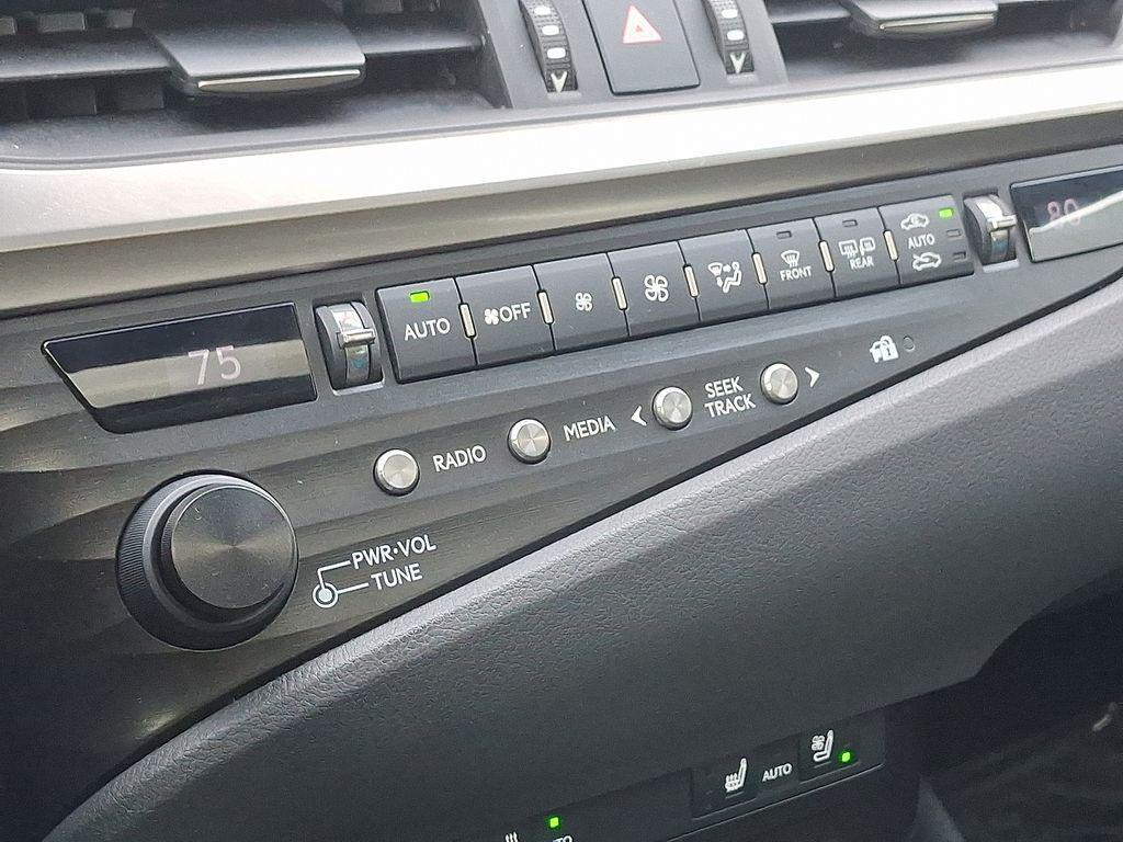 used 2019 Lexus ES 350 car, priced at $31,000