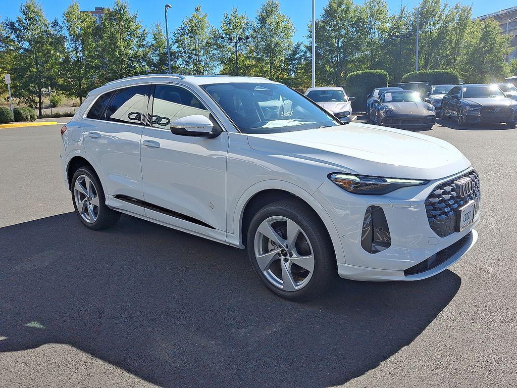 new 2025 Audi Q5 car, priced at $59,940