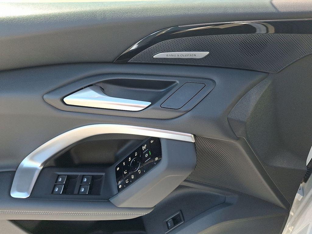 new 2025 Audi Q5 car, priced at $59,940