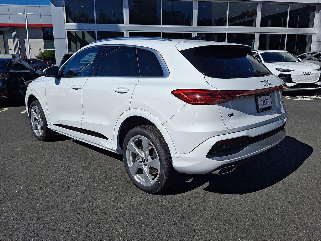 new 2025 Audi Q5 car, priced at $59,940