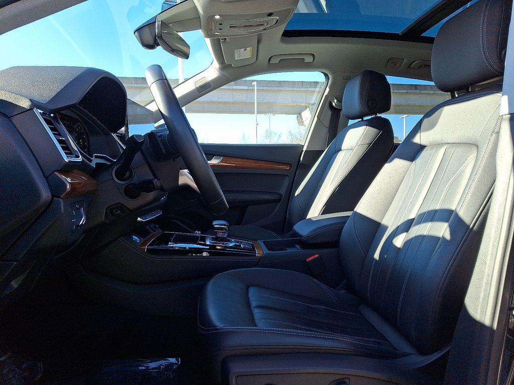 used 2023 Audi Q5 car, priced at $32,600