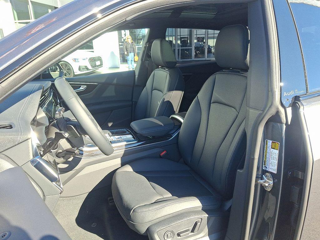 new 2026 Audi Q8 car