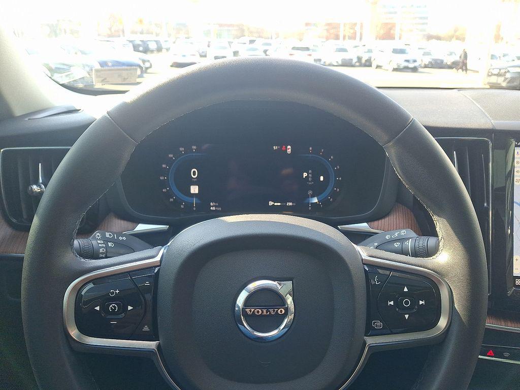 used 2023 Volvo XC60 car, priced at $26,996