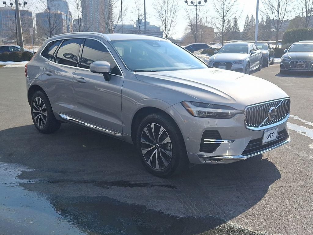 used 2023 Volvo XC60 car, priced at $26,996