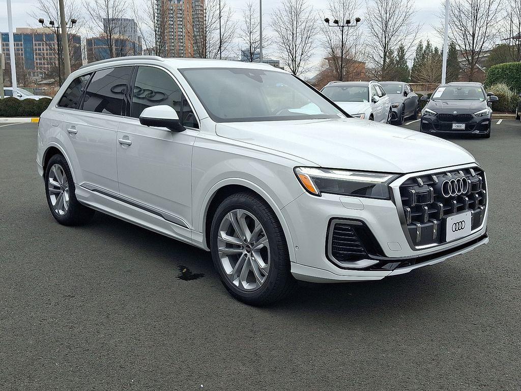 new 2026 Audi Q7 car, priced at $76,050