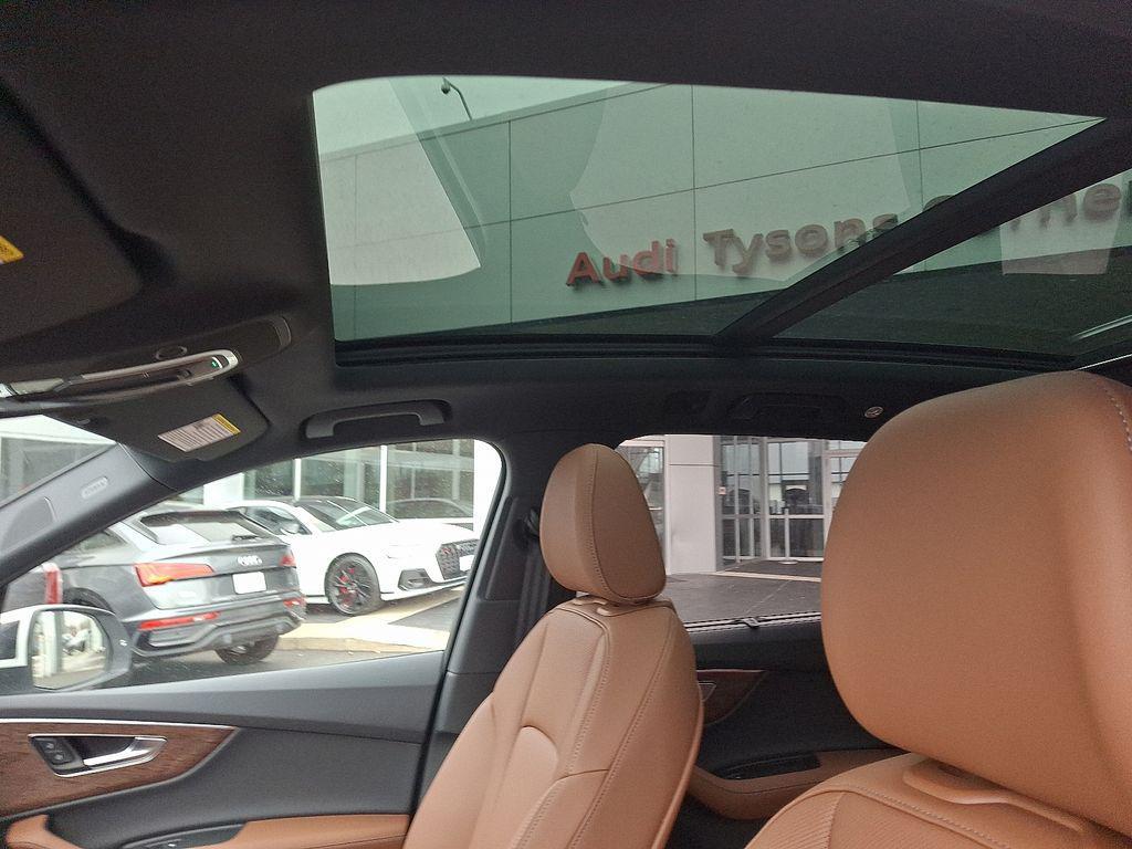 new 2026 Audi Q7 car, priced at $76,050