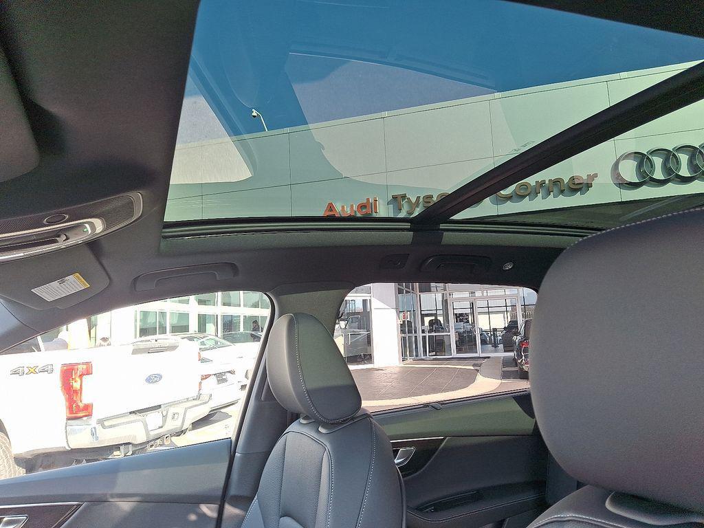 new 2026 Audi Q7 car, priced at $76,645