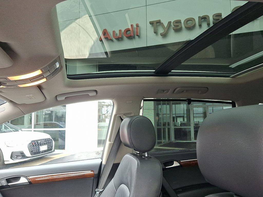 used 2014 Audi Q7 car, priced at $15,692
