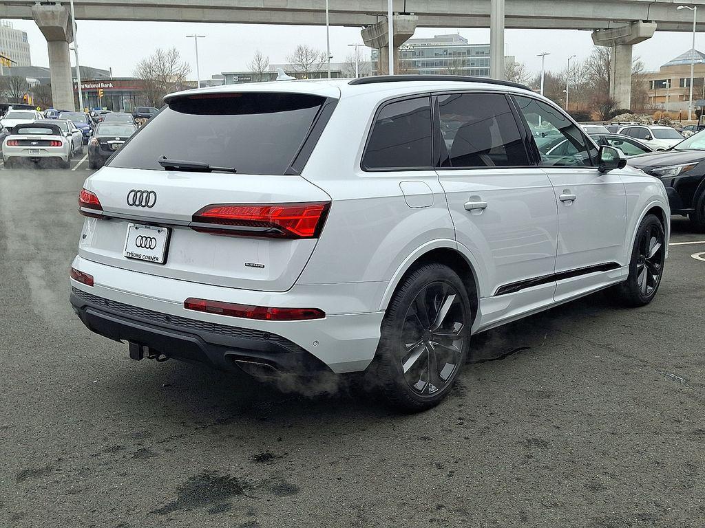 new 2026 Audi Q7 car, priced at $79,005
