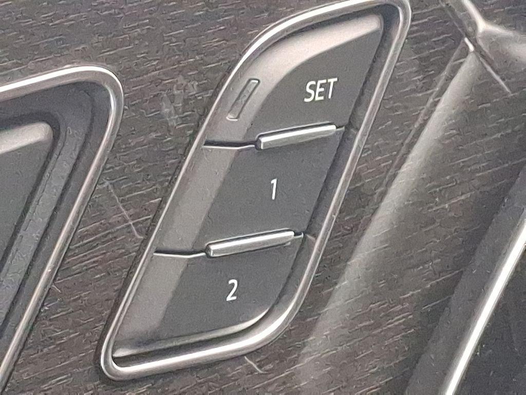 new 2026 Audi Q7 car, priced at $79,005