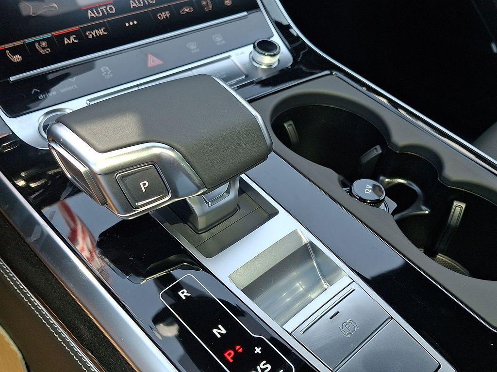 new 2026 Audi Q7 car, priced at $79,335
