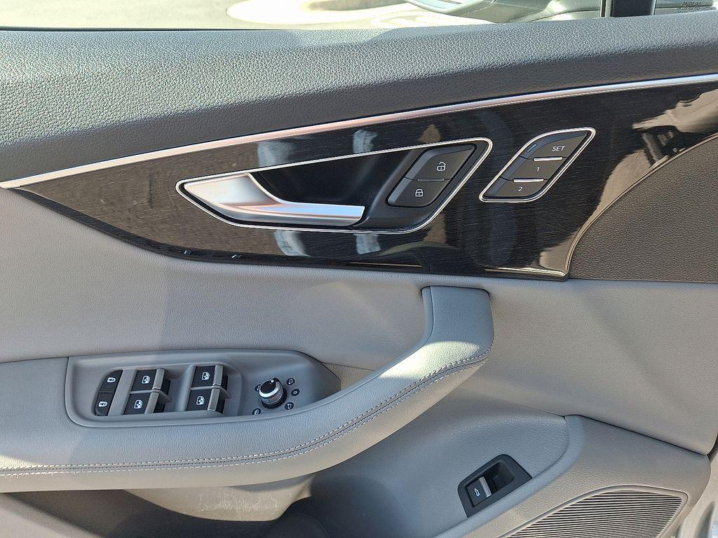 used 2023 Audi Q7 car, priced at $41,000