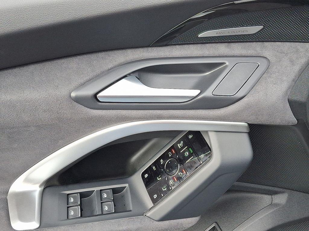 new 2025 Audi SQ5 car, priced at $74,705