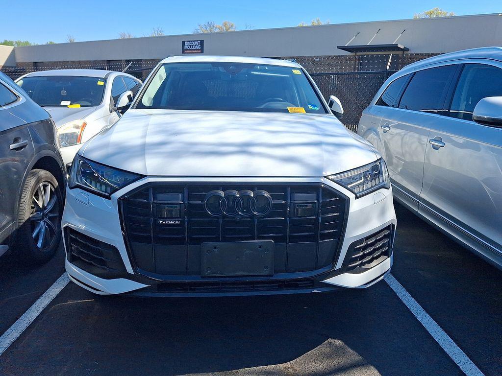 used 2023 Audi Q7 car, priced at $40,995