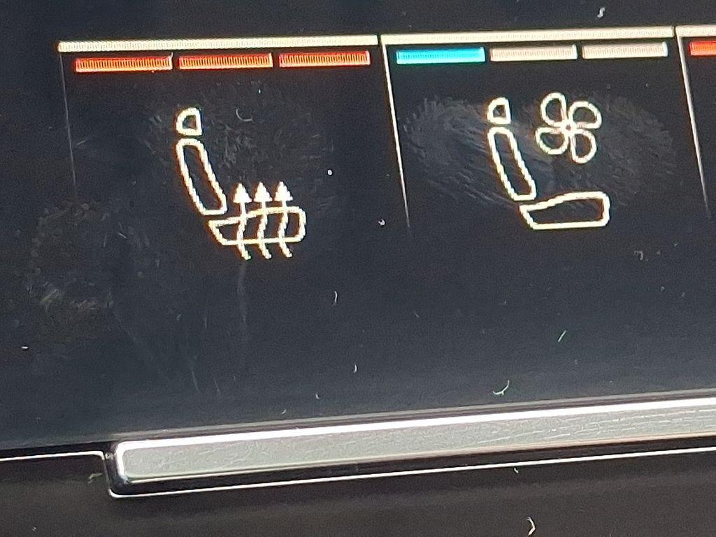 new 2026 Audi Q7 car, priced at $79,005