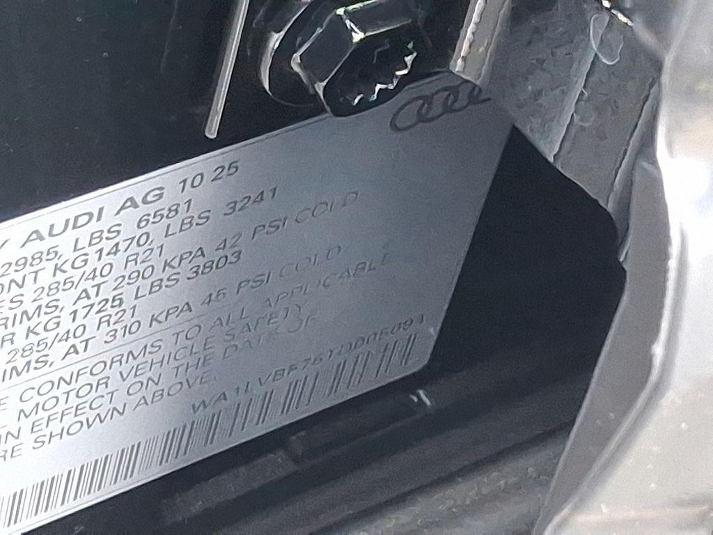 new 2026 Audi Q7 car, priced at $79,005