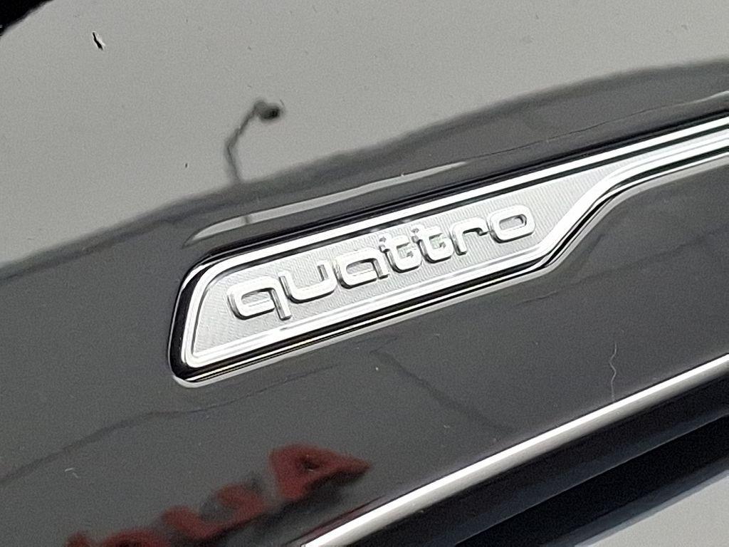 new 2026 Audi Q7 car, priced at $78,295