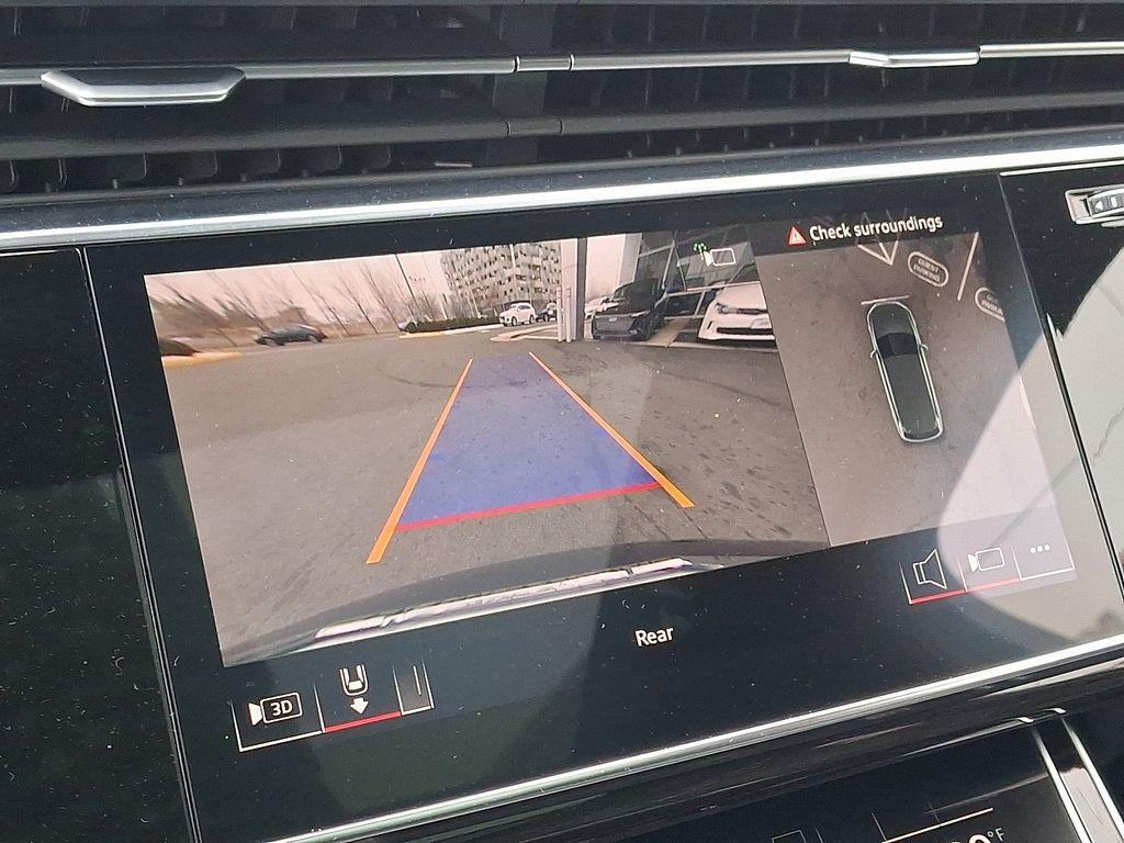 new 2026 Audi Q7 car, priced at $78,295