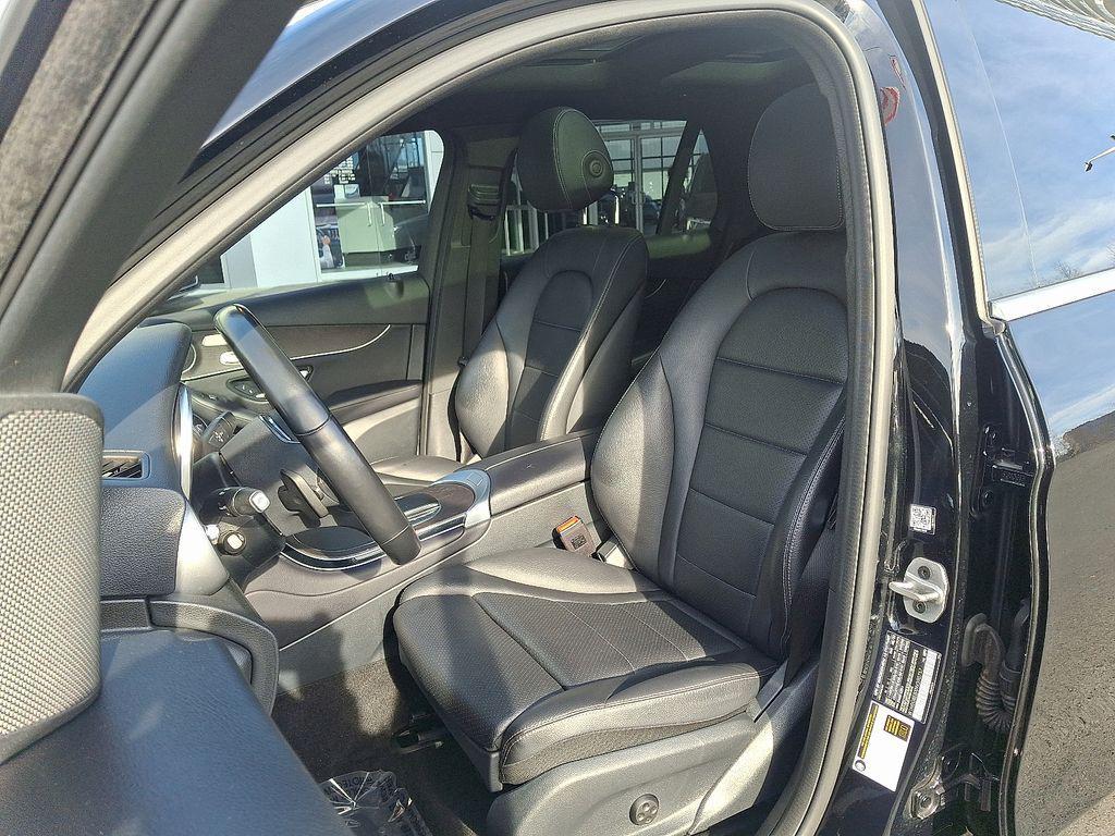 used 2022 Mercedes-Benz GLC 300 car, priced at $28,920