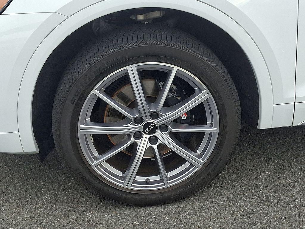 used 2023 Audi SQ5 car, priced at $39,920