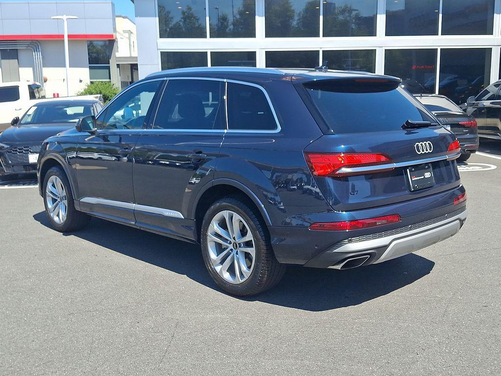 used 2025 Audi Q7 car, priced at $47,990