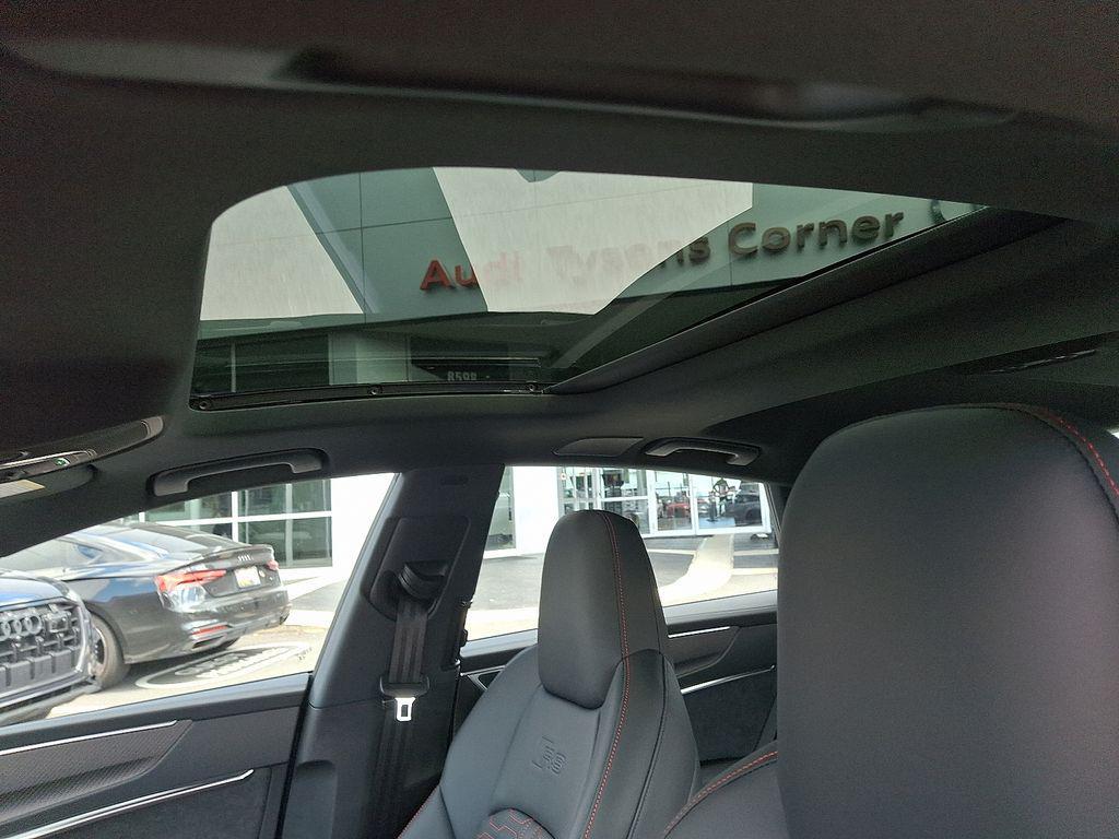 new 2026 Audi RS 7 car, priced at $154,395