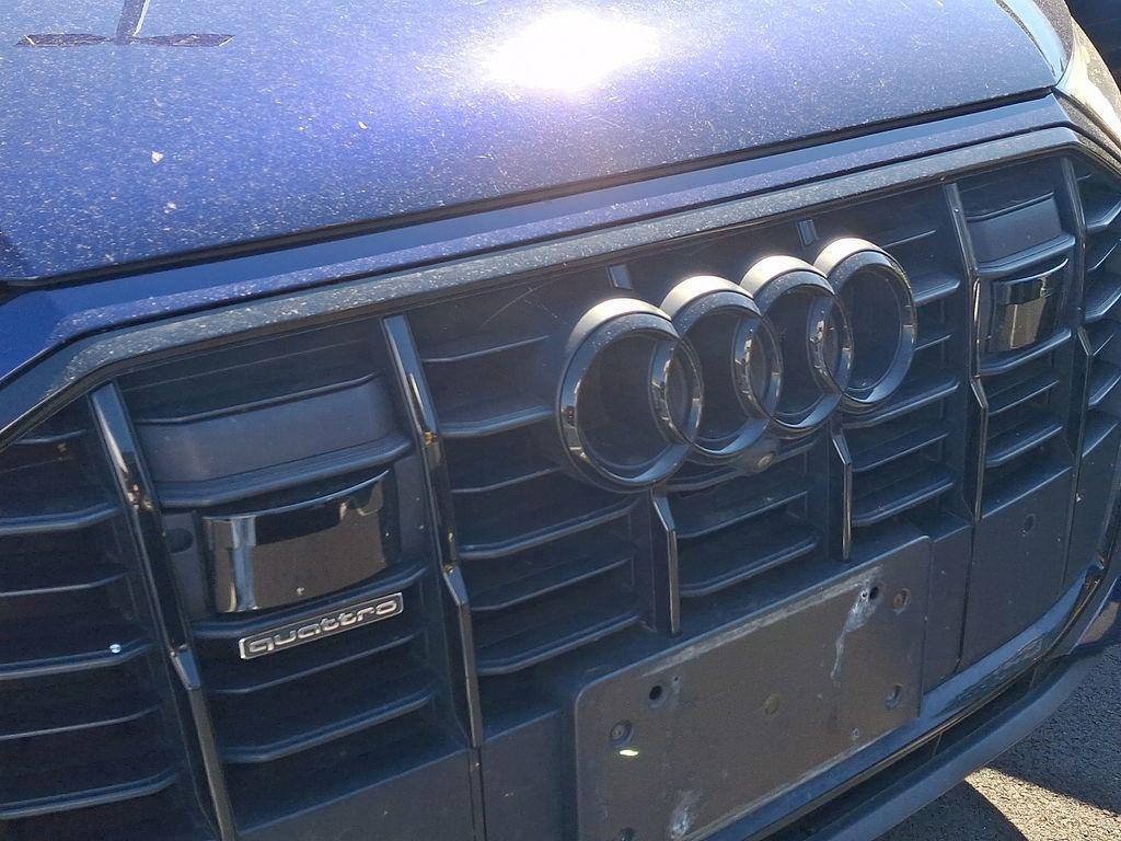 used 2021 Audi Q7 car, priced at $20,294