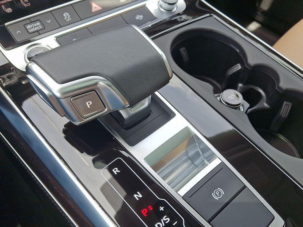 used 2023 Audi Q7 car, priced at $46,295