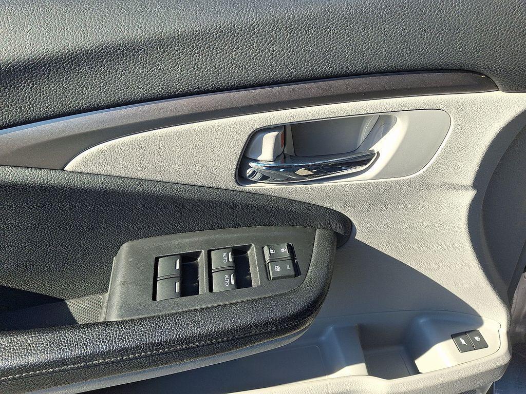 used 2018 Honda Pilot car, priced at $17,997