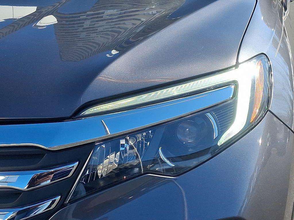 used 2018 Honda Pilot car, priced at $17,997