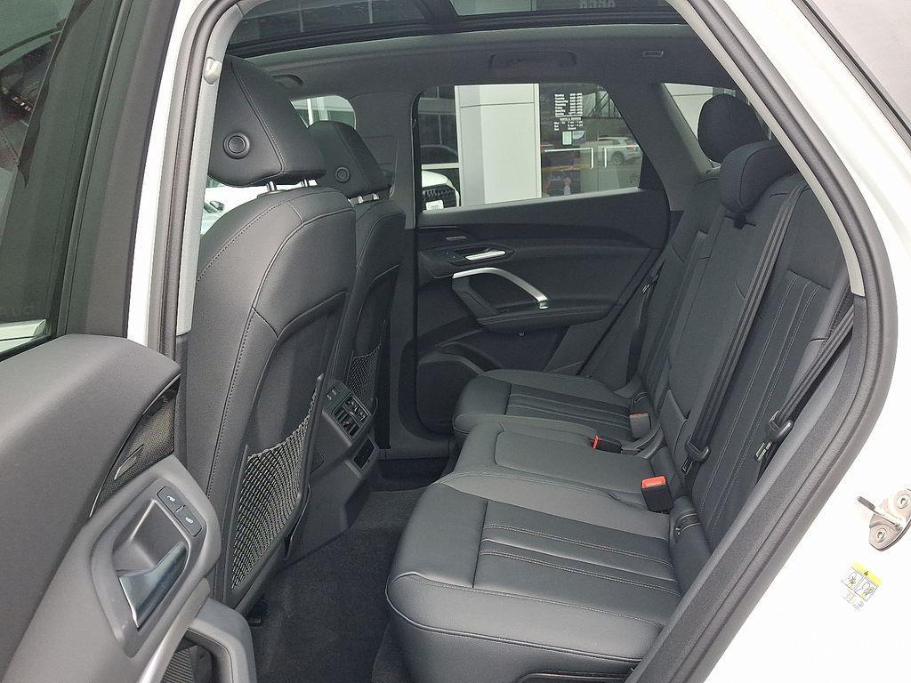 new 2025 Audi Q5 car, priced at $58,900