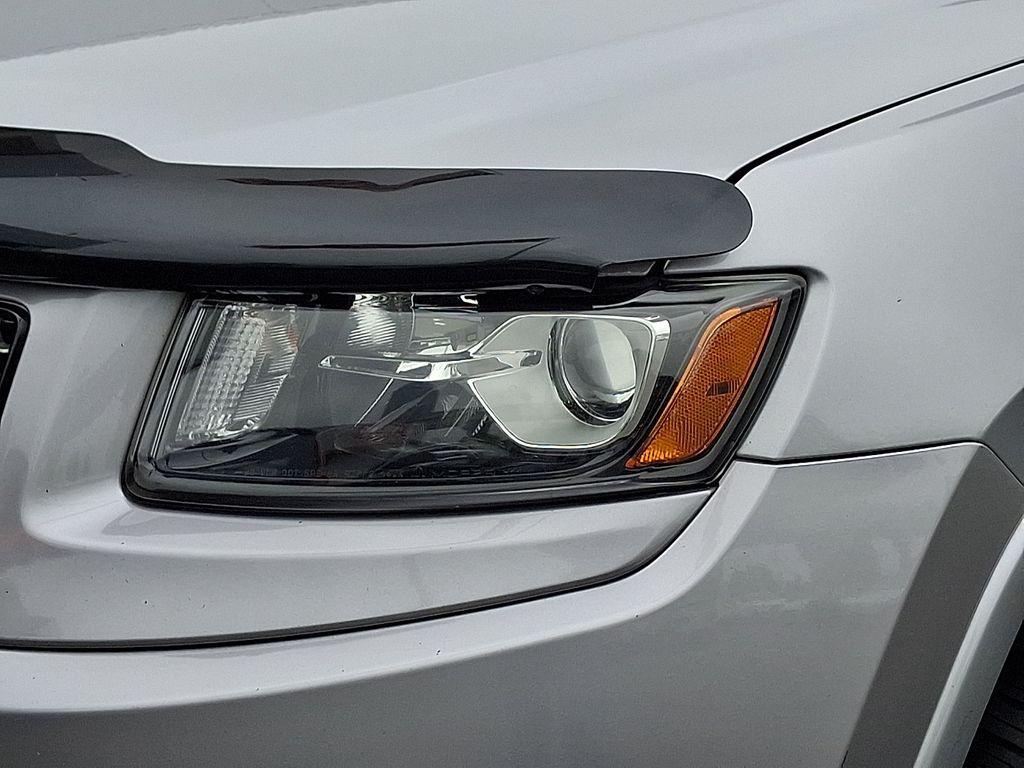 used 2015 Jeep Grand Cherokee car, priced at $9,420