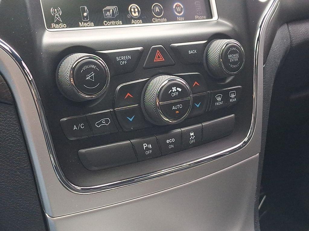used 2015 Jeep Grand Cherokee car, priced at $9,420