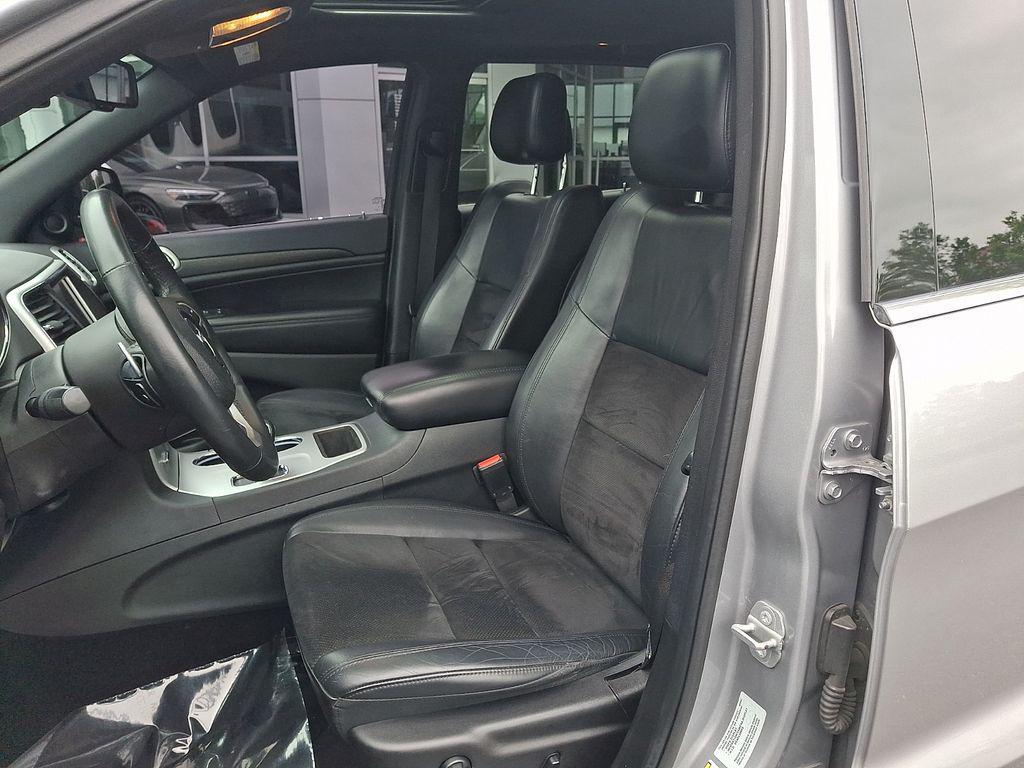 used 2015 Jeep Grand Cherokee car, priced at $9,420