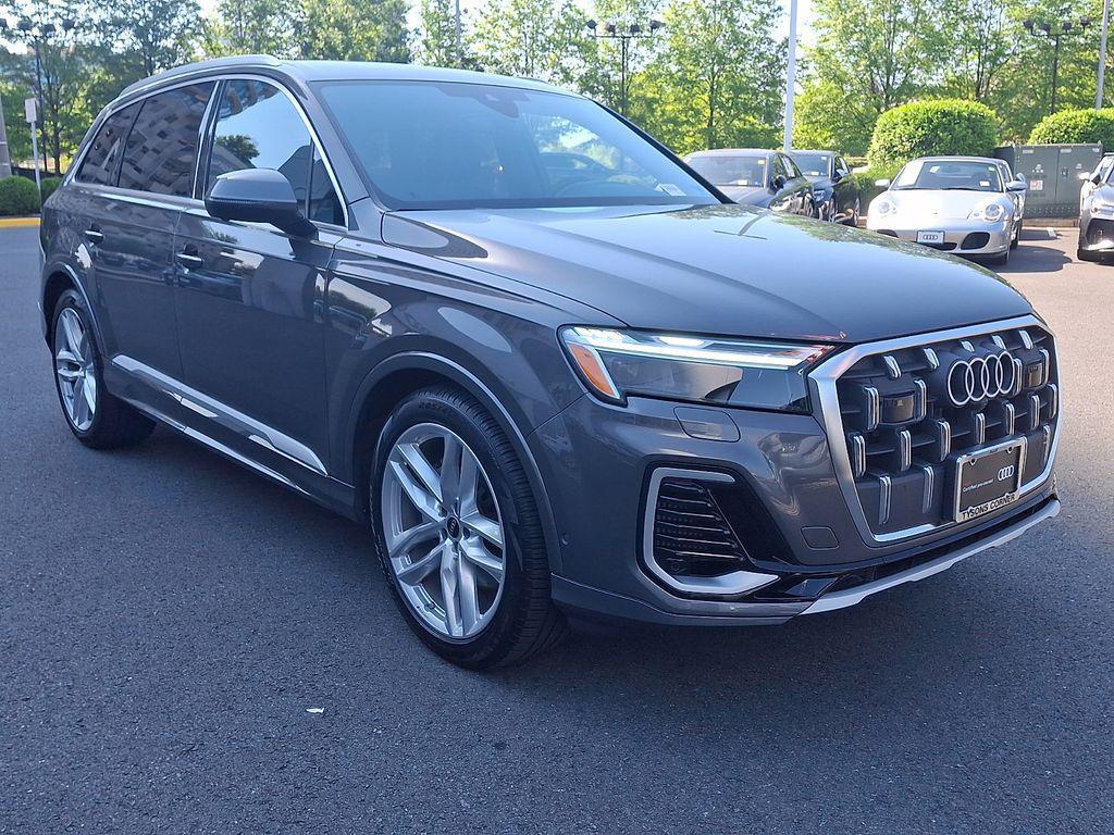 used 2025 Audi Q7 car, priced at $57,366
