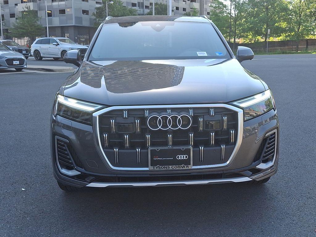 used 2025 Audi Q7 car, priced at $57,366
