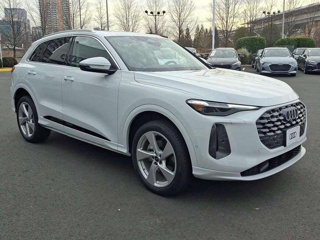 new 2025 Audi Q5 car, priced at $58,280
