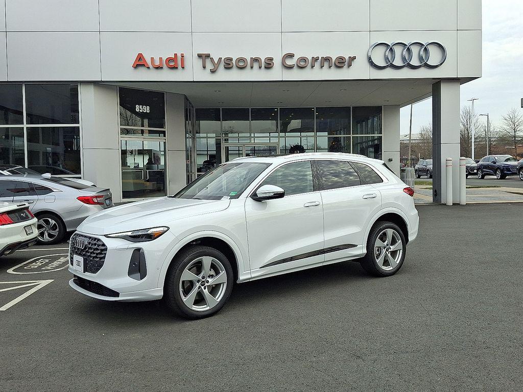 new 2025 Audi Q5 car, priced at $58,280