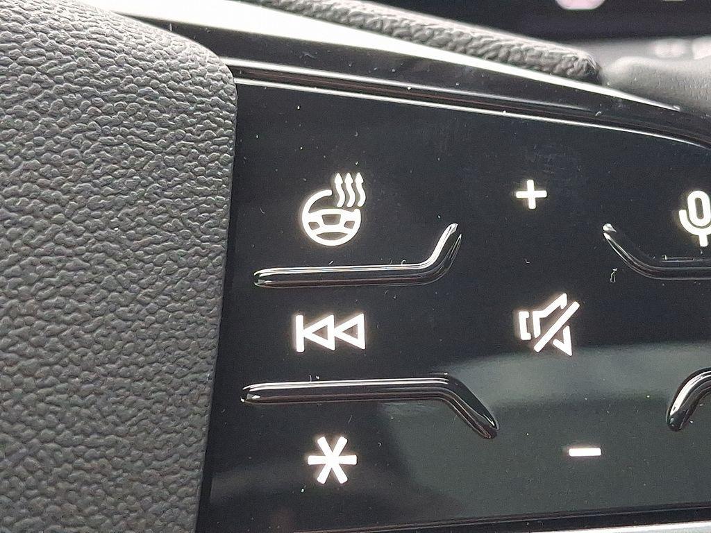 new 2025 Audi Q5 car, priced at $58,280