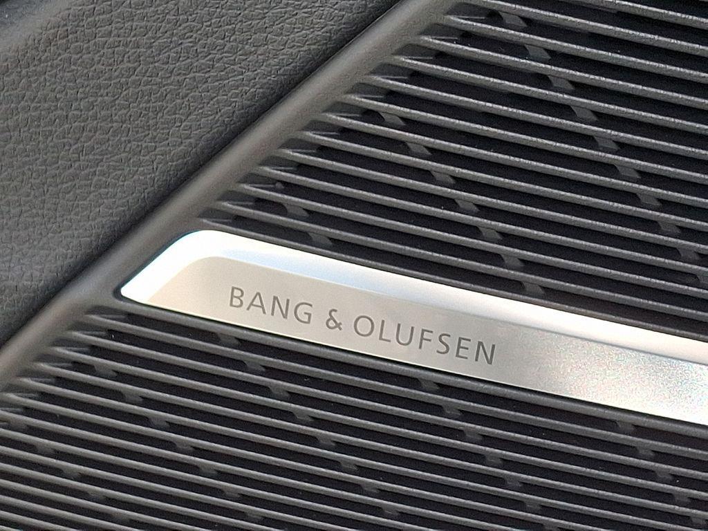 new 2026 Audi Q7 car, priced at $76,390
