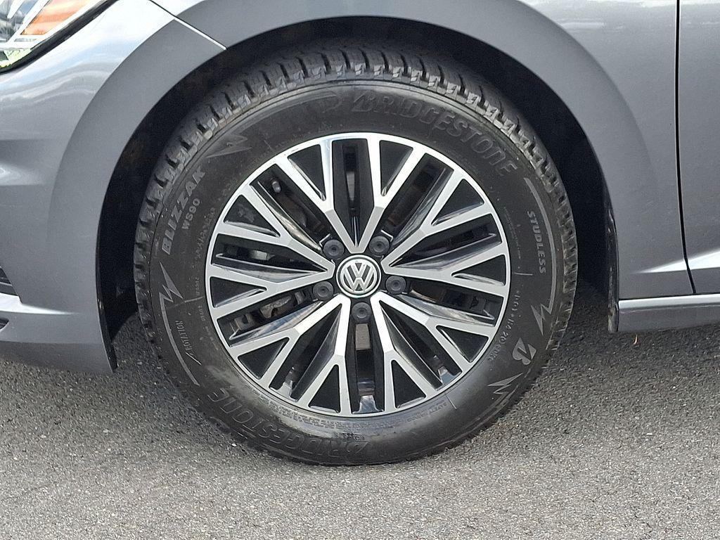 used 2021 Volkswagen Jetta car, priced at $13,995